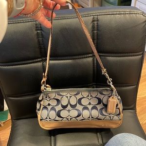 Coach shoulder bag